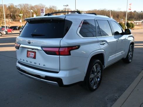 Used 2024 Toyota Sequoia Capstone image 5