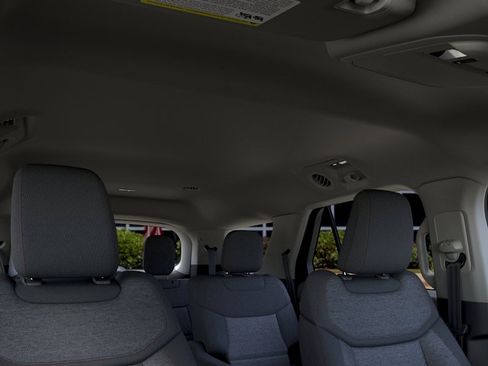 New 2026 Ford Explorer Active image 22