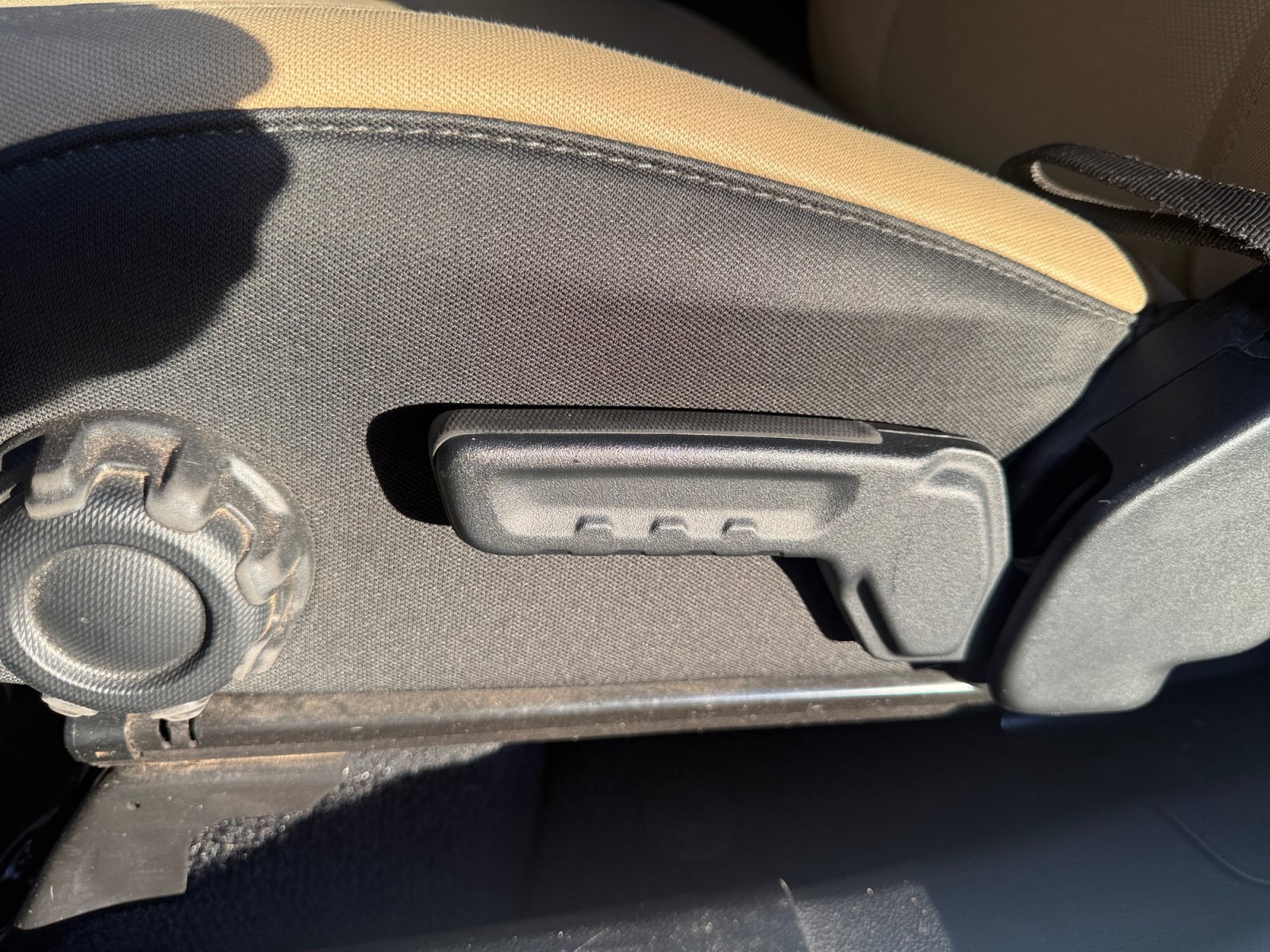 Used 2021 Jeep Gladiator Sport AWD/4WD image 15