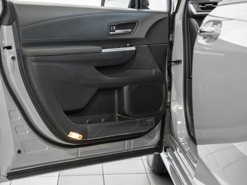 New 2026 Toyota Sienna XLE Woodland Edition AWD/4WD image 40