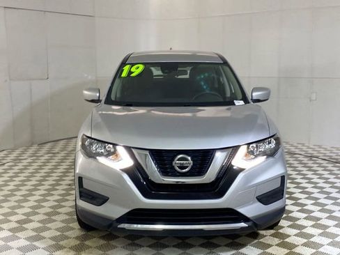 Used 2019 Nissan Rogue S image 21