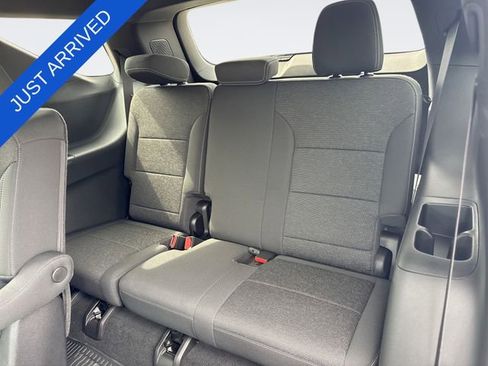 New 2026 Chevrolet Traverse LT image 24