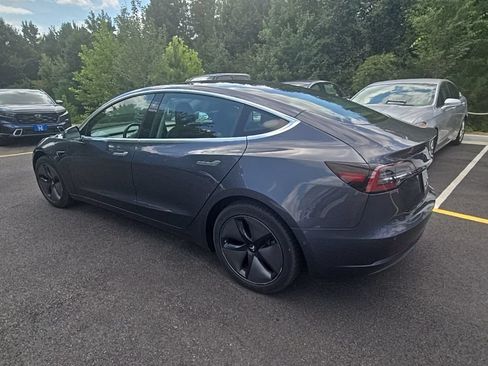 Used 2019 Tesla Model 3 Standard Range Plus RWD image 5