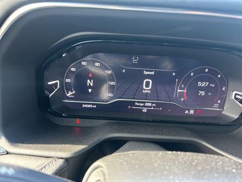 Used 2023 GMC Yukon Denali AWD/4WD image 8