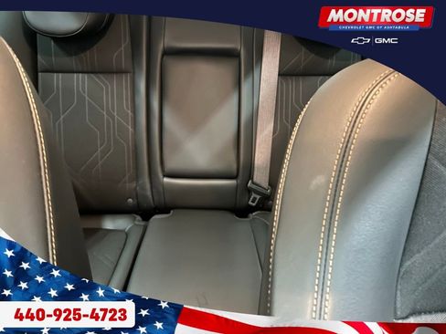 Used 2022 Chevrolet Trax LT w/ LT Convenience Package image 20