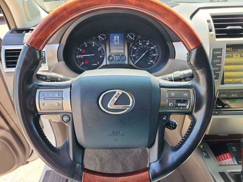 Used 2010 Lexus GX 460 AWD/4WD image 21