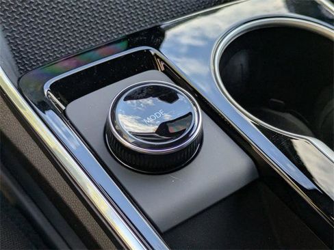 New 2026 Chevrolet Equinox LT image 23