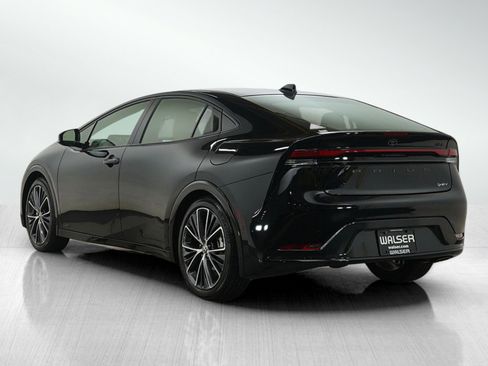 Used 2025 Toyota Prius Limited image 3