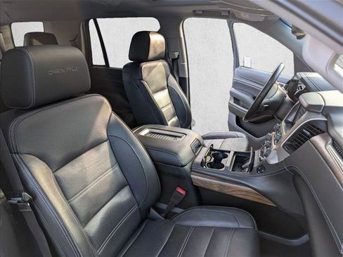 Used 2019 GMC Yukon Denali w/ Denali Ultimate Package image 24