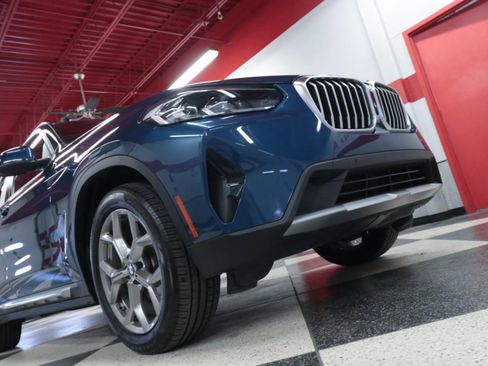 Used 2022 BMW X3 xDrive30i w/ Premium Package image 38