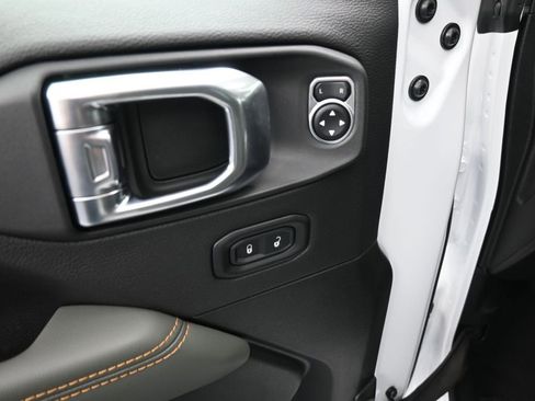 New 2026 Jeep Gladiator Mojave AWD/4WD image 13