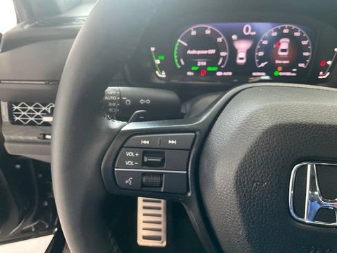 Certified 2025 Honda Accord Sport image 10