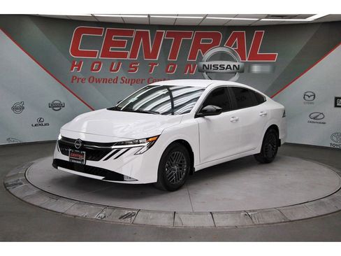 New 2026 Nissan Sentra SV w/ SV Convenience Package FWD image 2