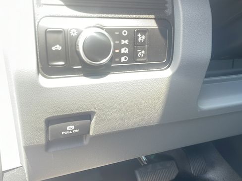 Used 2023 Ford F250 XL RWD image 19