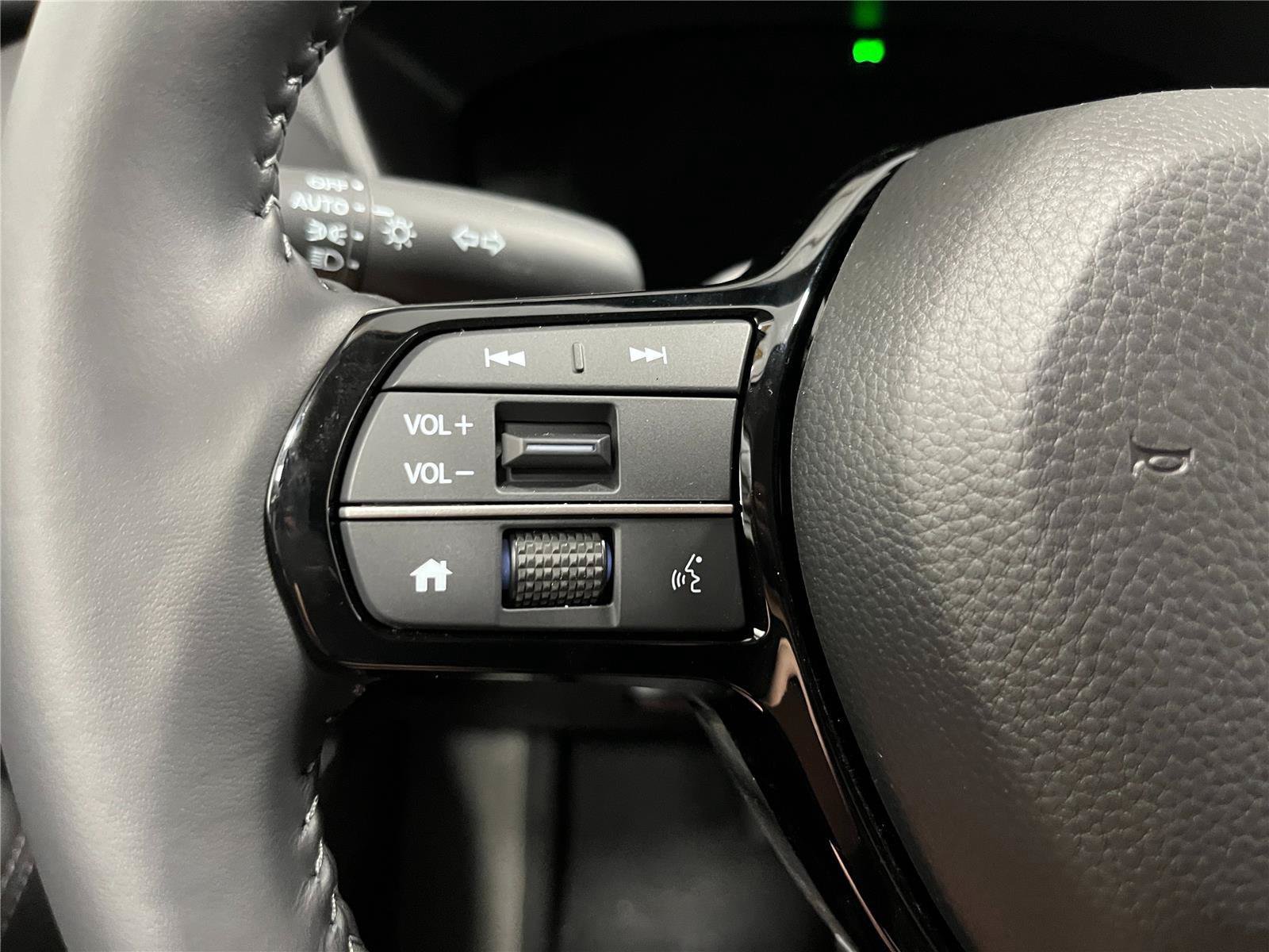 New 2027 Honda HR-V EX-L image 9