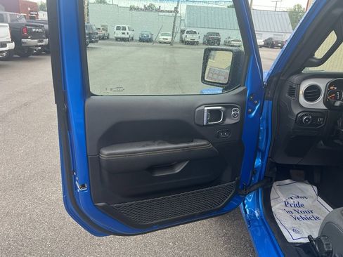 New 2025 Jeep Wrangler Sahara image 14