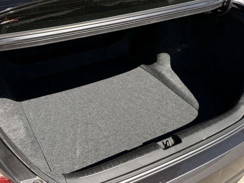 Used 2019 Honda Accord LX image 25