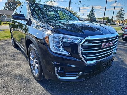 Used 2022 GMC Terrain SLT w/ Infotainment Package II