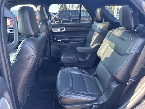 Used 2021 Ford Explorer ST image 20