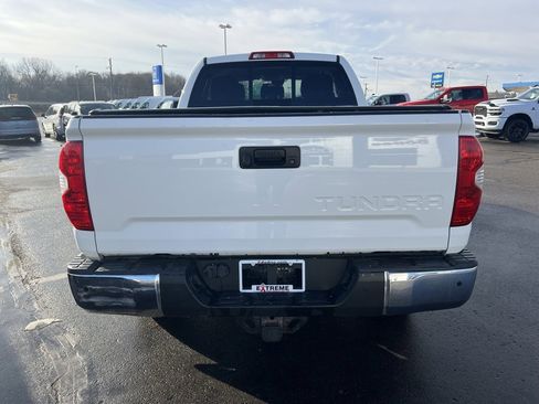 Used 2018 Toyota Tundra SR5 image 6