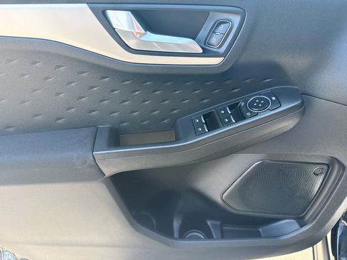Used 2020 Ford Escape SE AWD/4WD image 10