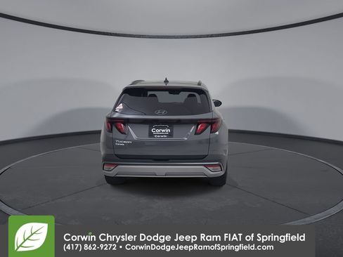 Used 2025 Hyundai Tucson SEL FWD image 13
