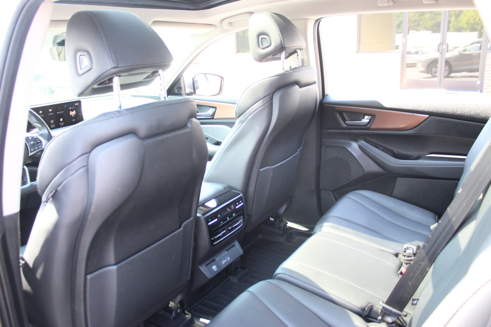 Used 2022 Acura MDX FWD image 27