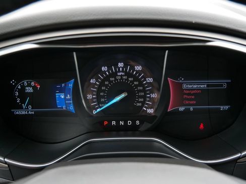 Used 2016 Ford Fusion SE w/ Equipment Group 202A FWD image 21