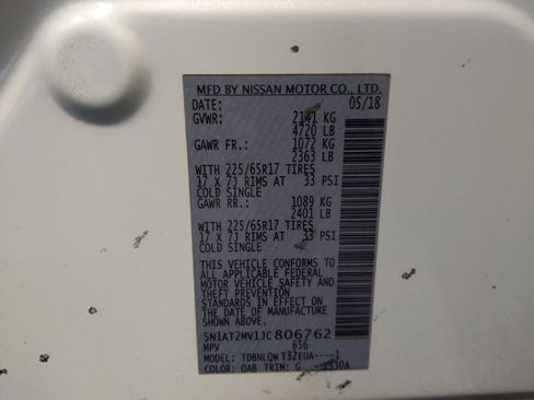 Used 2018 Nissan Rogue SV AWD/4WD image 33