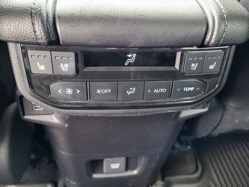 Certified 2024 Toyota Grand Highlander AWD Hybrid image 18