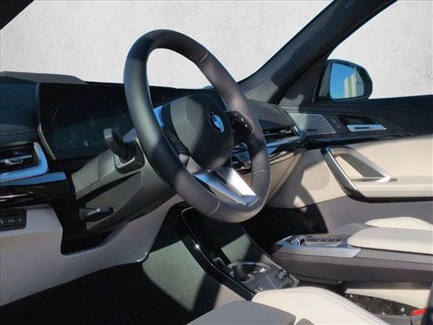 New 2026 BMW X1 xDrive28i w/ Technology Package AWD/4WD image 3