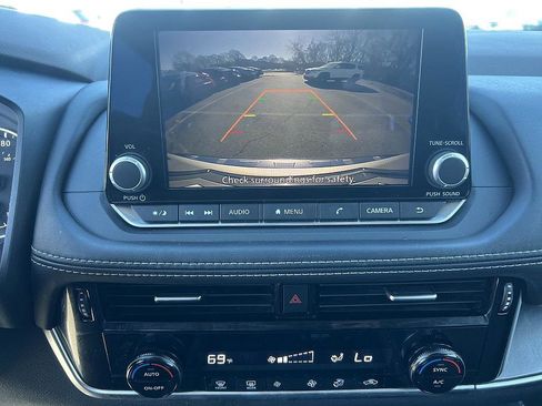 Certified 2023 Nissan Rogue SV image 14