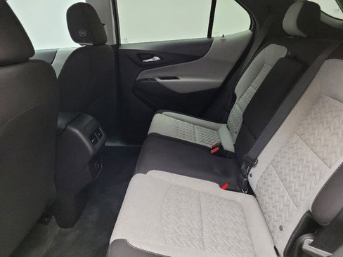 Used 2024 Chevrolet Equinox LS w/ LS Convenience Package FWD image 18