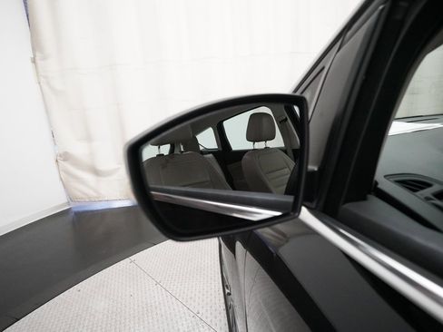 Used 2017 Ford C-MAX Titanium w/ Equipment Group 301A image 29