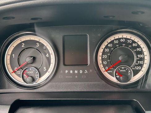 Used 2018 RAM 2500 Tradesman w/ Popular Equipment Group image 20