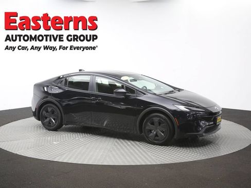 Used 2025 Toyota Prius LE FWD image 45