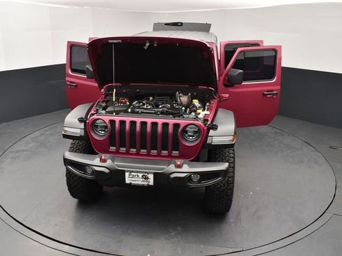 Used 2022 Jeep Wrangler Unlimited Rubicon w/ LED Lighting Group AWD/4WD image 26