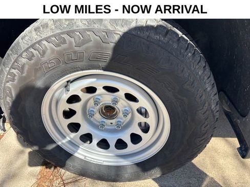Used 2025 Chevrolet Silverado 1500 W/T w/ WT Safety Package AWD/4WD image 8
