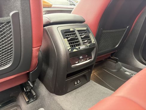 Used 2024 BMW X3 sDrive30i w/ Convenience Package w/ZPA RWD image 25