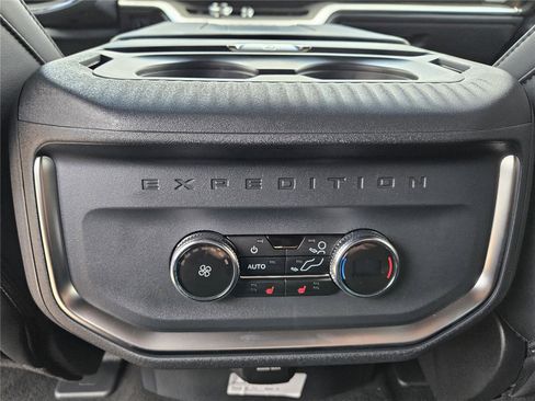 New 2025 Ford Expedition Tremor image 22