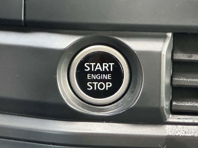 Used 2024 Nissan Pathfinder S AWD/4WD image 21