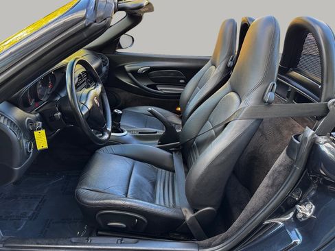 Used 2004 Porsche Boxster image 16