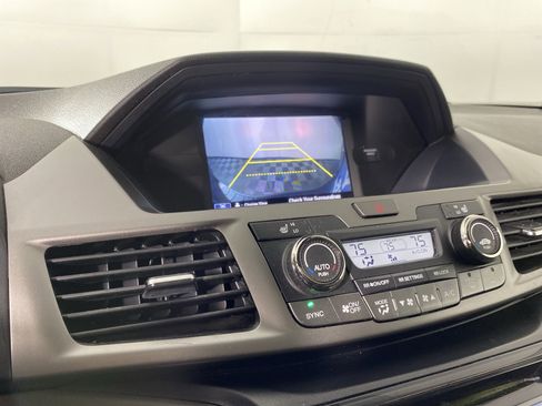 Used 2016 Honda Odyssey Touring image 3