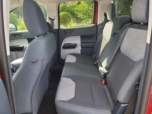 Used 2025 Ford Maverick XLT FWD image 15