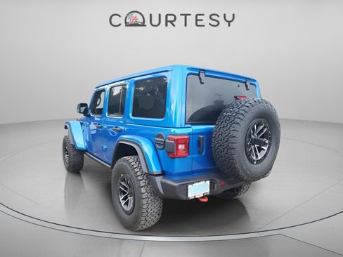 New 2026 Jeep Wrangler Unlimited Rubicon w/ Xtreme 35 Tire Package AWD/4WD image 3