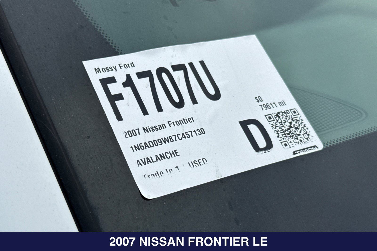 Used 2007 Nissan Frontier LE AWD/4WD image 2
