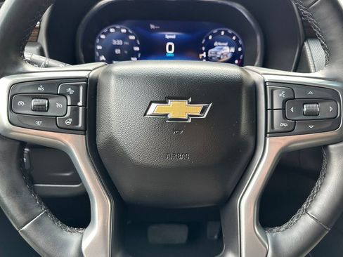 Used 2024 Chevrolet Suburban Premier AWD/4WD image 25