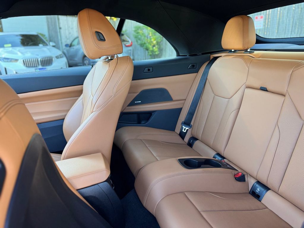 Used 2024 BMW 430i xDrive Convertible w/ Convenience Package AWD/4WD image 22