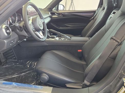 New 2025 MAZDA MX-5 Miata Grand Touring w/ Appearance Package image 10