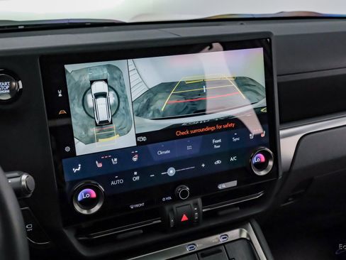 Used 2025 Lexus GX 550 w/ Accessory Package (2T) image 68